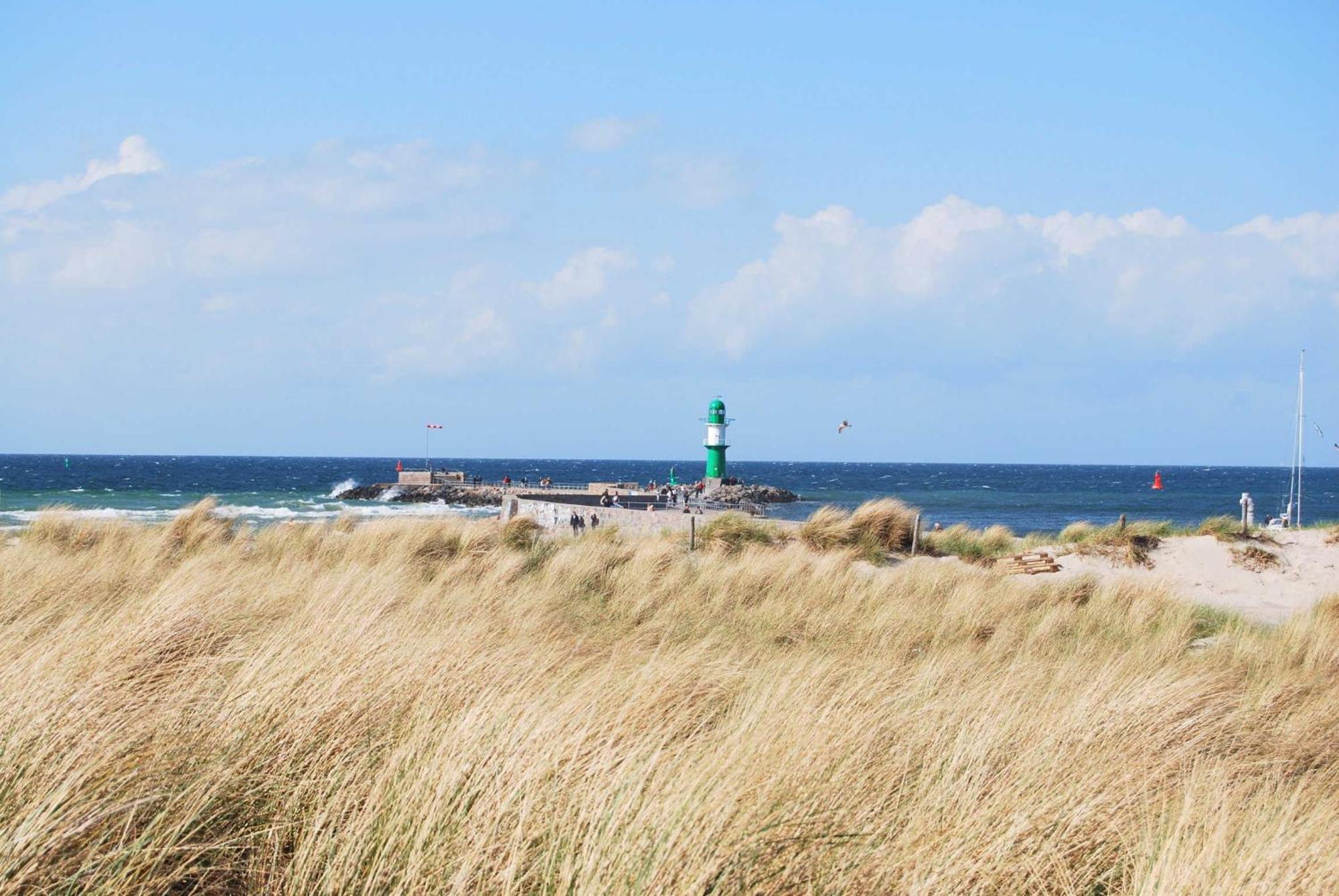 Apartment Warnemünde 10 *