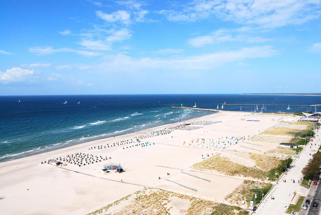 Warnemünde 10 *